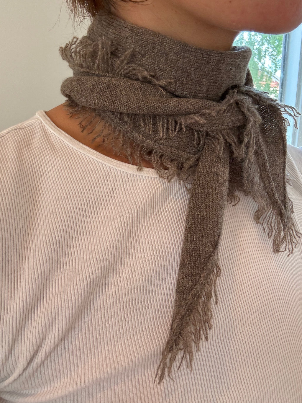 Frynsete cashmere skjerf