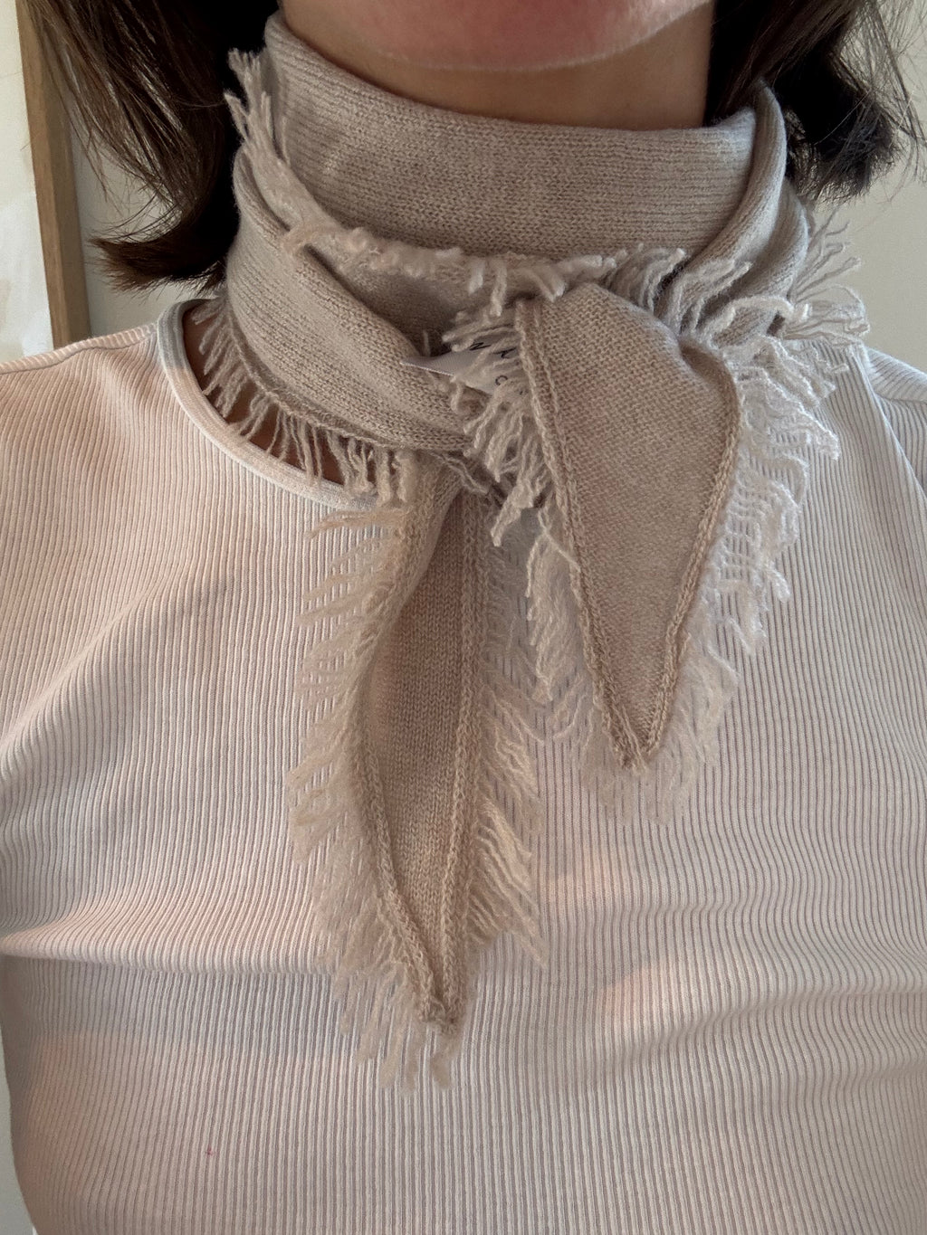 Frynsete cashmere skjerf